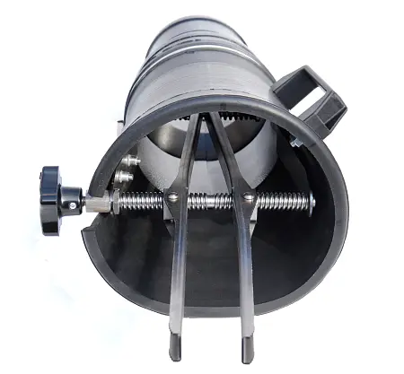 Газоприёмная насадка с внутренним зажимом RONIG Газоприёмная насадка с внутренним зажимом RONIG